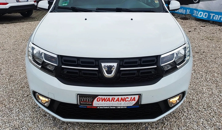 Dacia Sandero cena 29900 przebieg: 135000, rok produkcji 2017 z Lębork małe 232